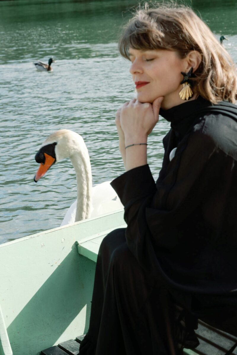 BLACK STARFISH HANDMADE EARRINGS