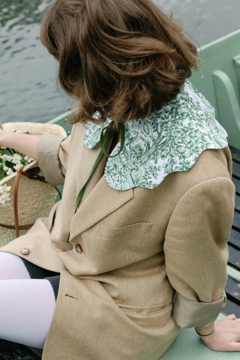 GRETA VINTAGE PRINT COLLAR