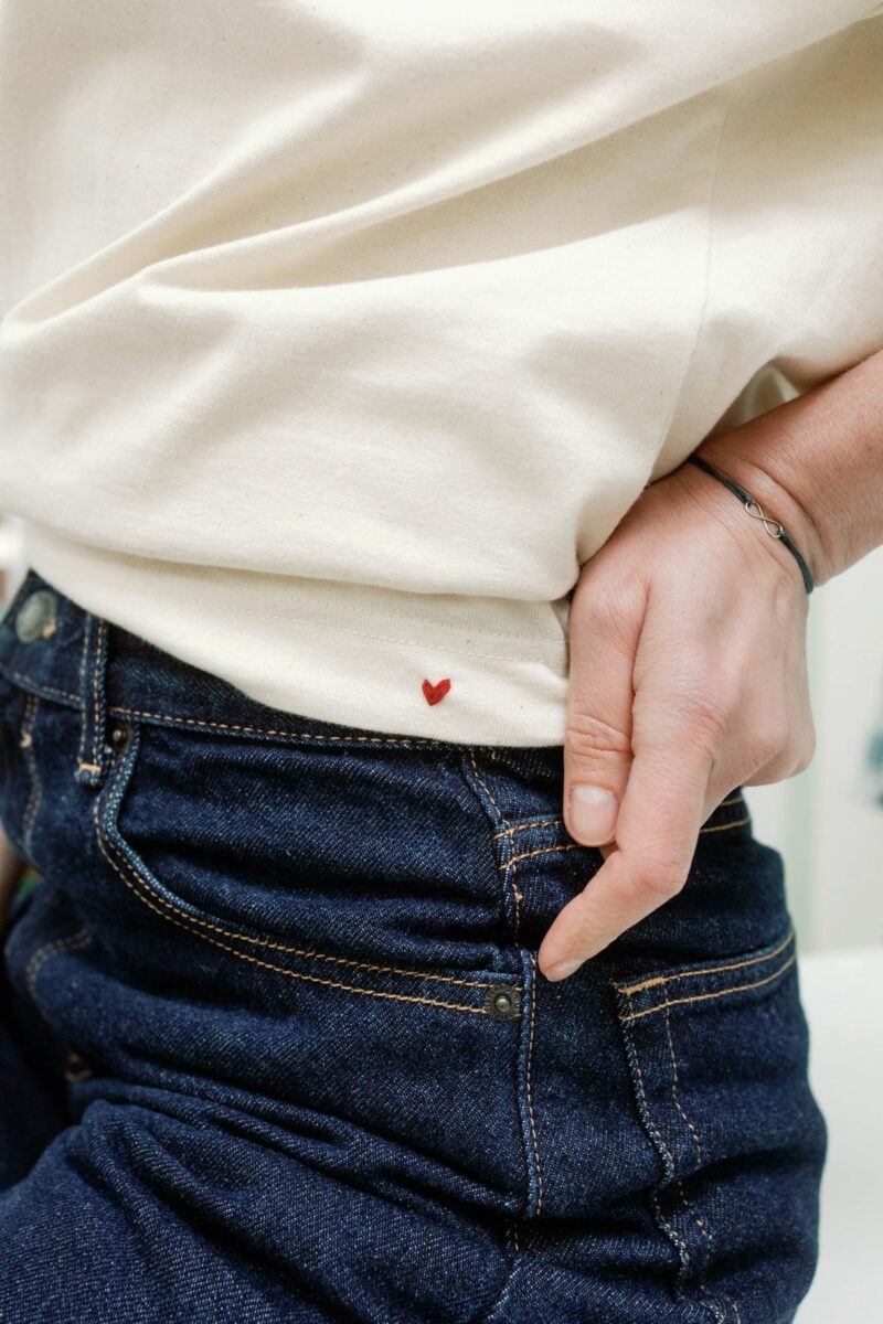 AMOUR LOOSE FIT T-SHIRT