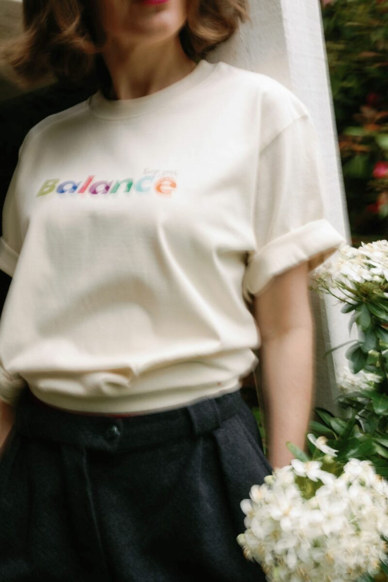 KEEP YOUR BALANCE LOOSE FIT T-SHIRT